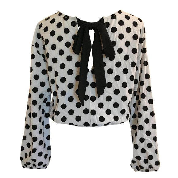 No Brand Tag Tops - Polka Dot Top – Medium (no brand tag)